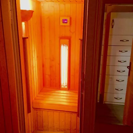 Apartment Dohany Downtown Residency The Shelters *